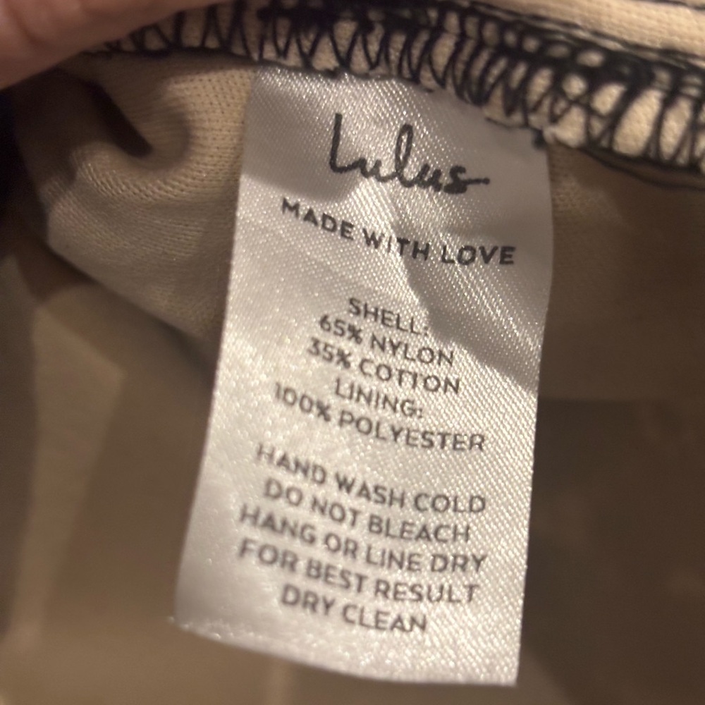 Lulu's Black Lace and Cream Lined Dress Fits Like a Small - Picture 7 of 7